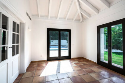 024bd6d30f59fc74e687b0d0d96b9199 - 13