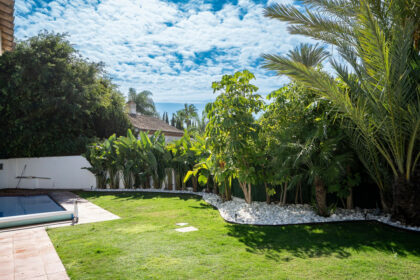 024bd6d30f59fc74e687b0d0d96b9199 - 57