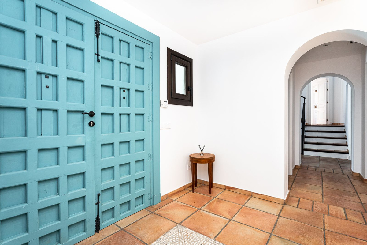 024bd6d30f59fc74e687b0d0d96b9199 - 8