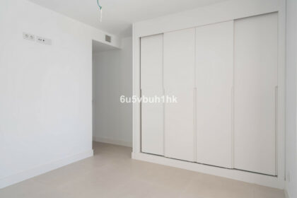 025fefa628e46501f8e3ab369cee48db - 12