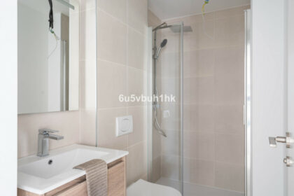 025fefa628e46501f8e3ab369cee48db - 17