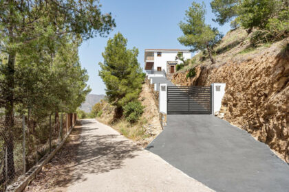 02cc430308820aec7e6836364f68ea7d - 4