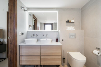 02ebd14ecfeb2f5c45c8ed69c988f765 - 29