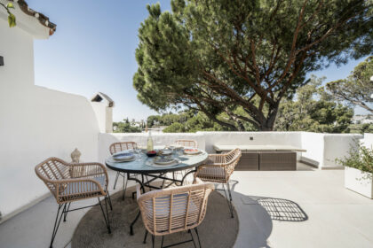 02ebd14ecfeb2f5c45c8ed69c988f765 - 31