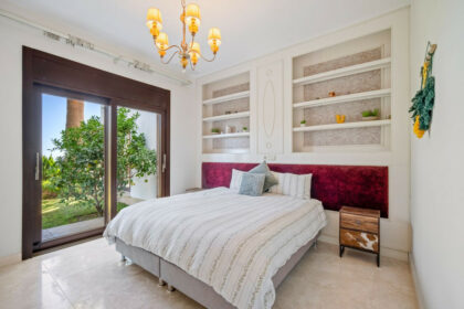 03197de312acb4f4a8c206b41675216a - 23