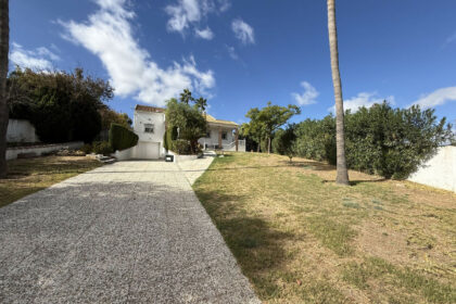 03a29de384adbec3a74a6831db1c3c74 - 1