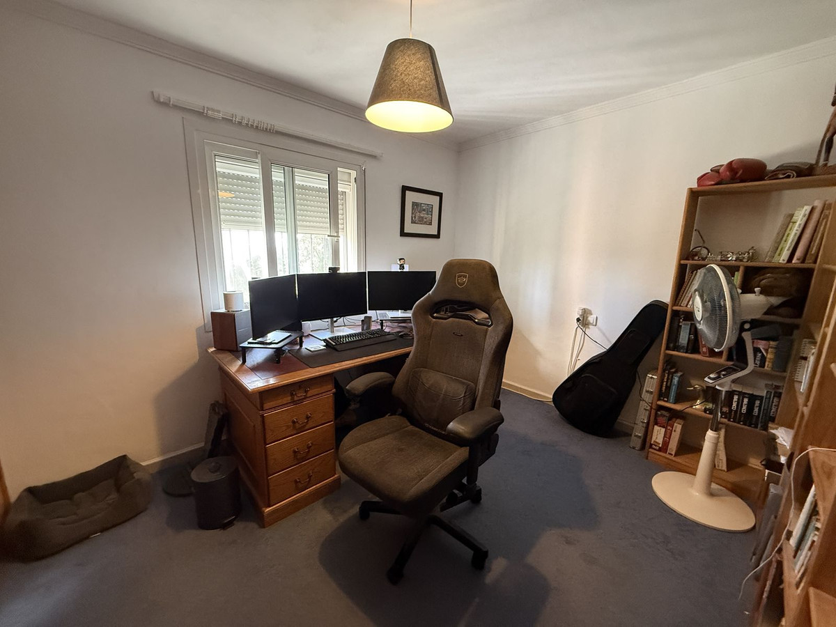 03a29de384adbec3a74a6831db1c3c74 - 11