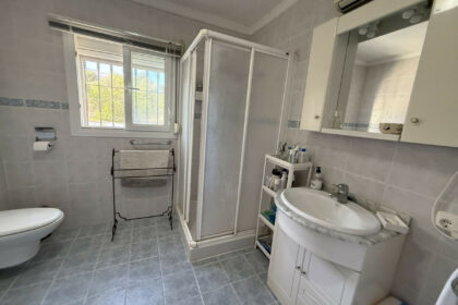 03a29de384adbec3a74a6831db1c3c74 - 13