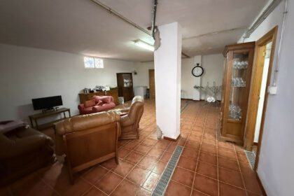 03a29de384adbec3a74a6831db1c3c74 - 23