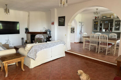 03a29de384adbec3a74a6831db1c3c74 - 3