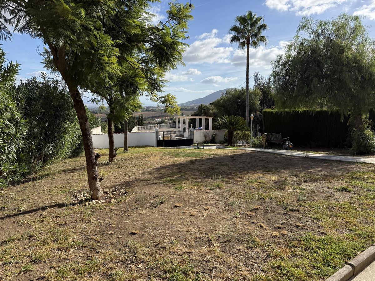 03a29de384adbec3a74a6831db1c3c74 - 31