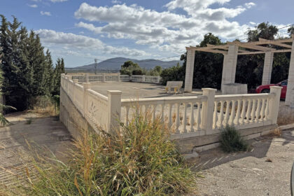 03a29de384adbec3a74a6831db1c3c74 - 32