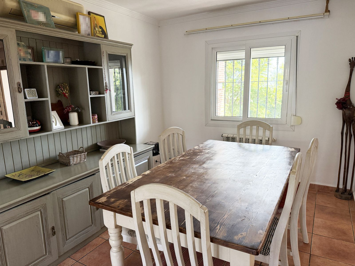 03a29de384adbec3a74a6831db1c3c74 - 5