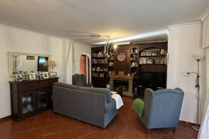 03d9c788e3cf144159c6b7dd72083168 - 15