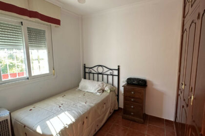 03d9c788e3cf144159c6b7dd72083168 - 31