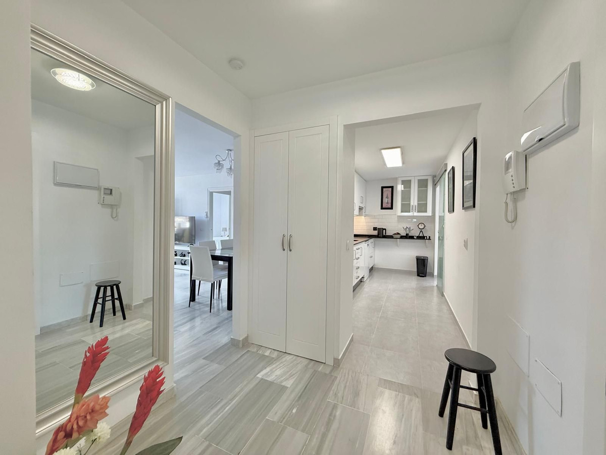 03e546354f4d0c80e716a8d1f4c31c44 - 12