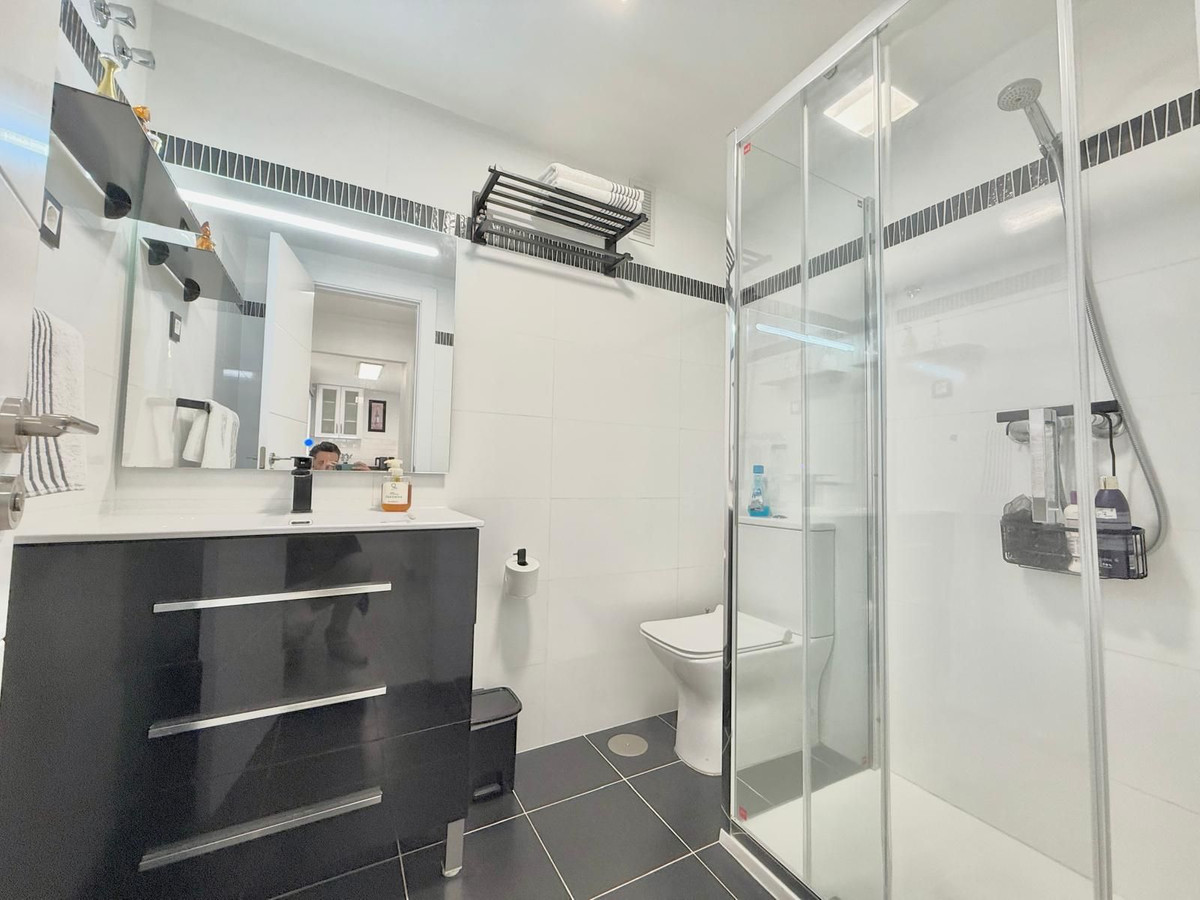 03e546354f4d0c80e716a8d1f4c31c44 - 19