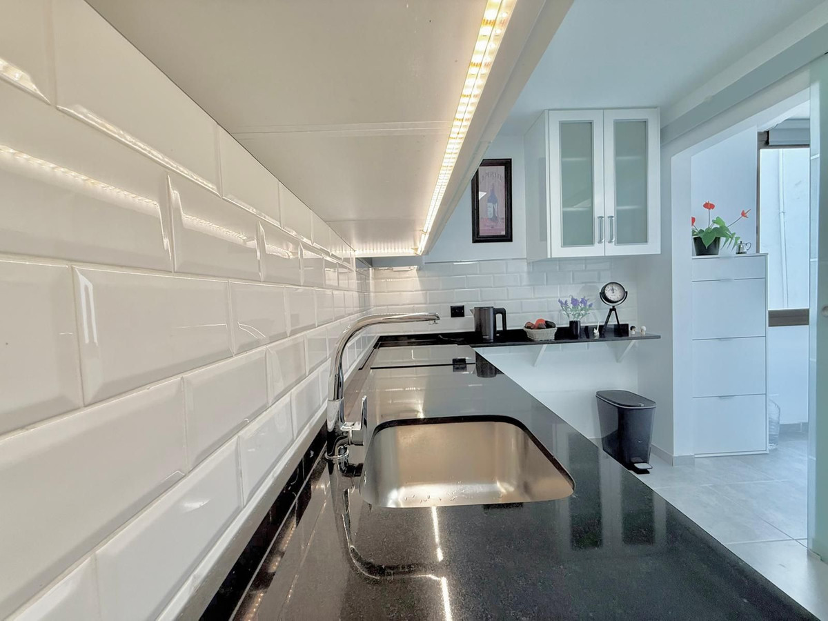 03e546354f4d0c80e716a8d1f4c31c44 - 5