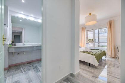 04372a87c97fc8fca194962a84823a67 - 23