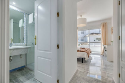 04372a87c97fc8fca194962a84823a67 - 26