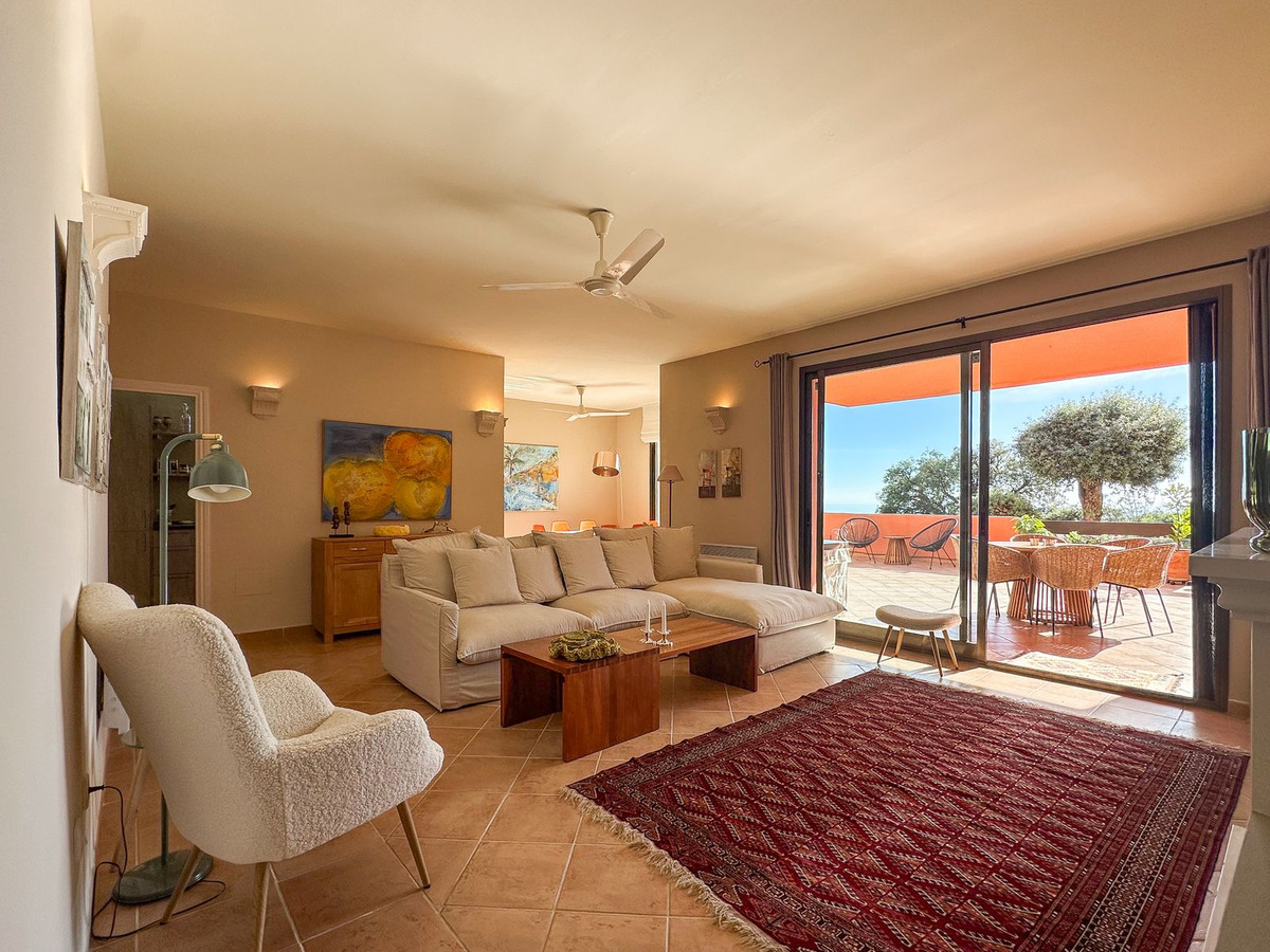 043c7660d0460578a518070483a773ee - 4