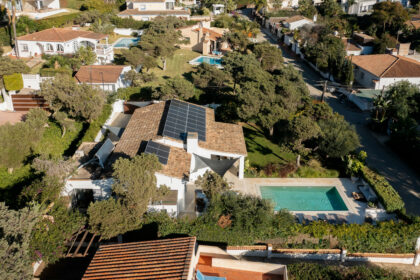 046bb08b454a99d21f83447e4590ef4b - 32