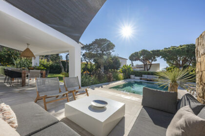 046bb08b454a99d21f83447e4590ef4b - 6