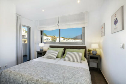 048215d9f452b2e01a9462cc436f5068 - 10