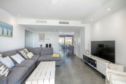 048215d9f452b2e01a9462cc436f5068 - 3