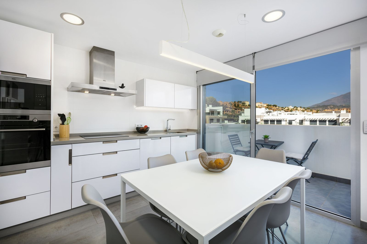 048215d9f452b2e01a9462cc436f5068 - 6