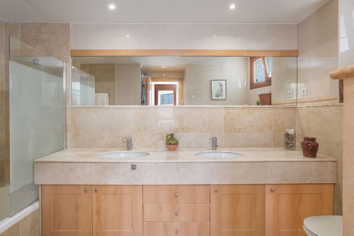 04af89005da2f67663388f24b7c289af - 14