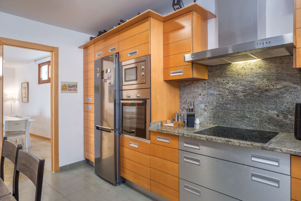 04af89005da2f67663388f24b7c289af - 9