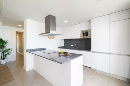 04ee0083a1edb46d3715bd7d8ab9446e - 16