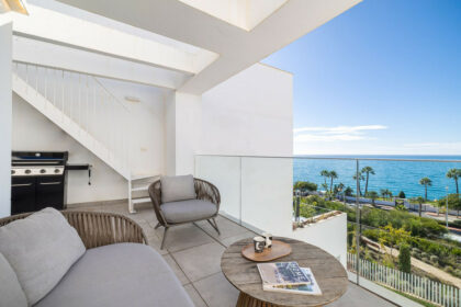 04ee0083a1edb46d3715bd7d8ab9446e - 6