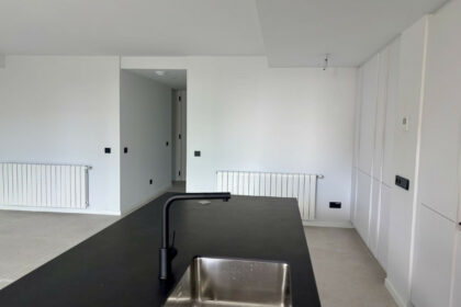 053050be8738256ef9d00e370064e256 - 10