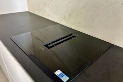 053050be8738256ef9d00e370064e256 - 11