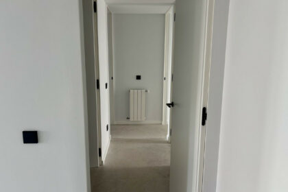 053050be8738256ef9d00e370064e256 - 14