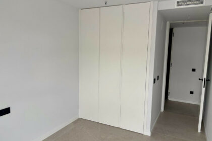 053050be8738256ef9d00e370064e256 - 17