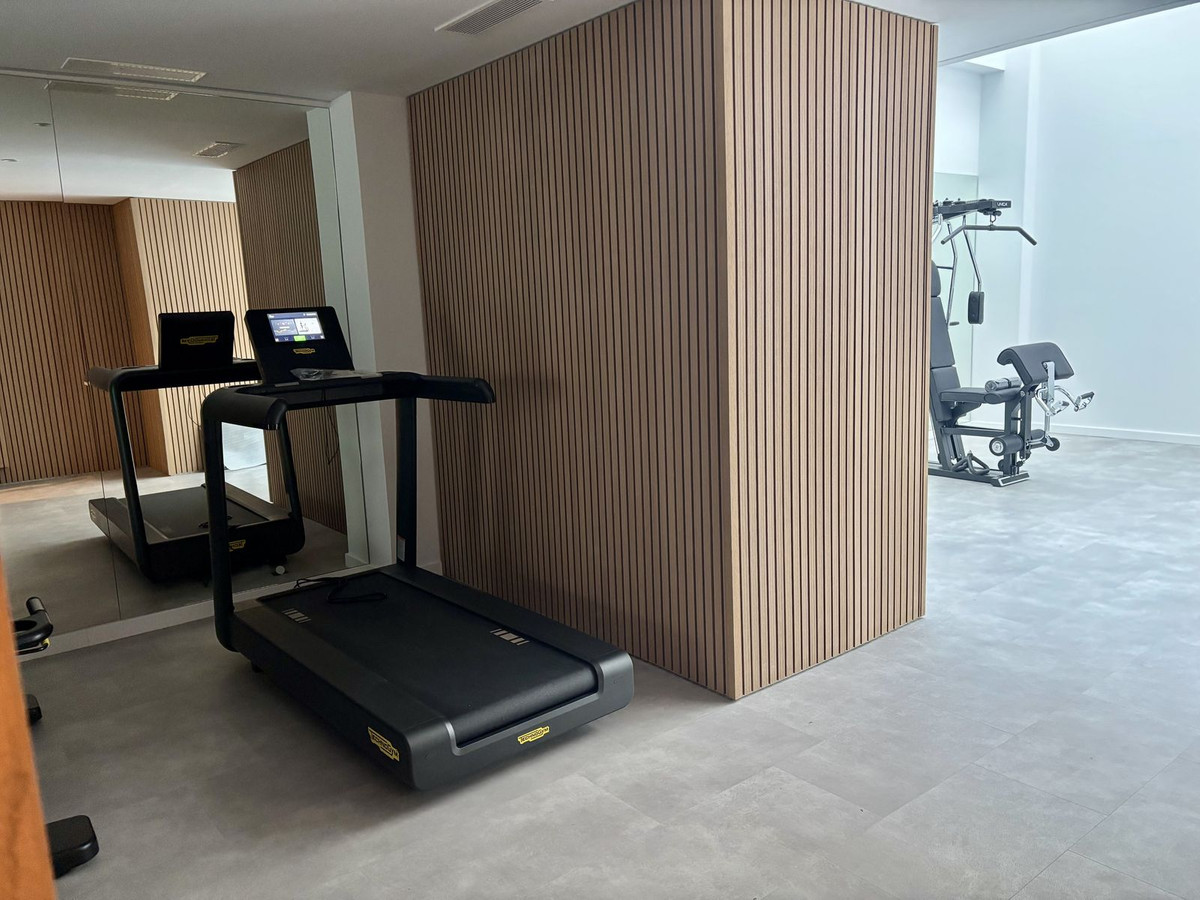 053050be8738256ef9d00e370064e256 - 29