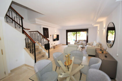 06b247f3e638d1bfb86cdc78a98128b0 - 12