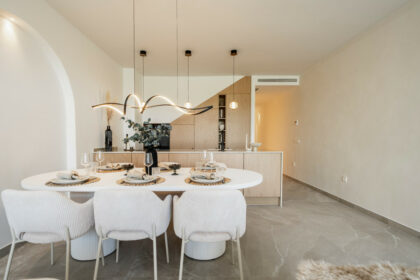 06b6452e47d7bc5d6a878525fccd2d07 - 11