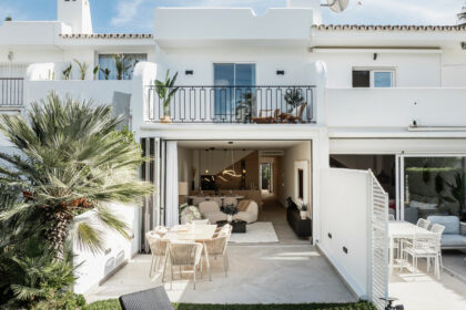 06b6452e47d7bc5d6a878525fccd2d07 - 42