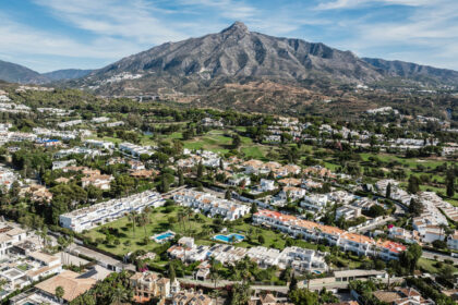 06b6452e47d7bc5d6a878525fccd2d07 - 46