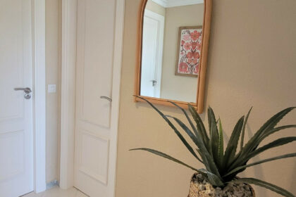 06b860de238aa46a828cee006a931295 - 13