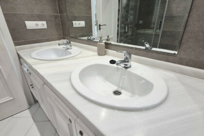 06b860de238aa46a828cee006a931295 - 22