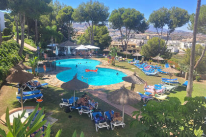 06b860de238aa46a828cee006a931295 - 26