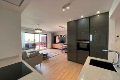 06fc92d0616bcd521bdb70af1bef491a - 1