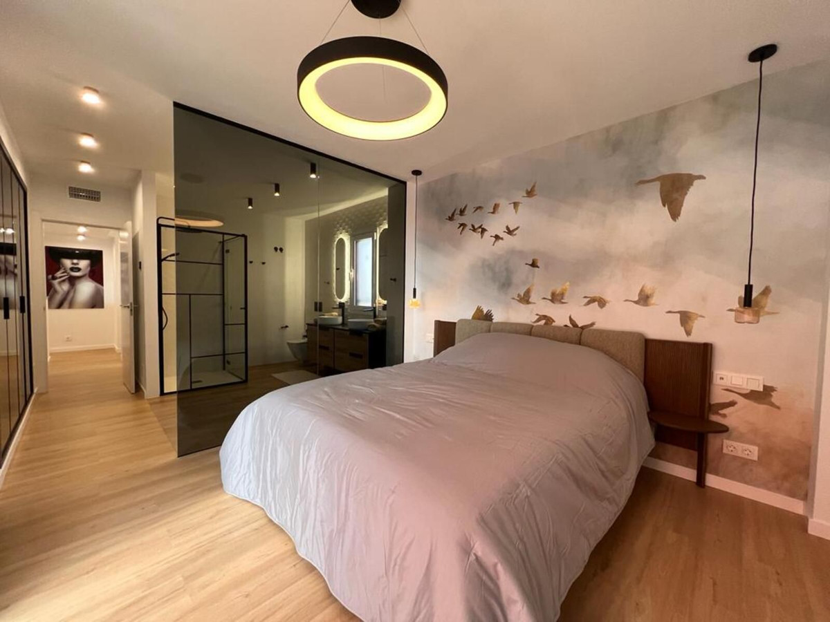 06fc92d0616bcd521bdb70af1bef491a - 9