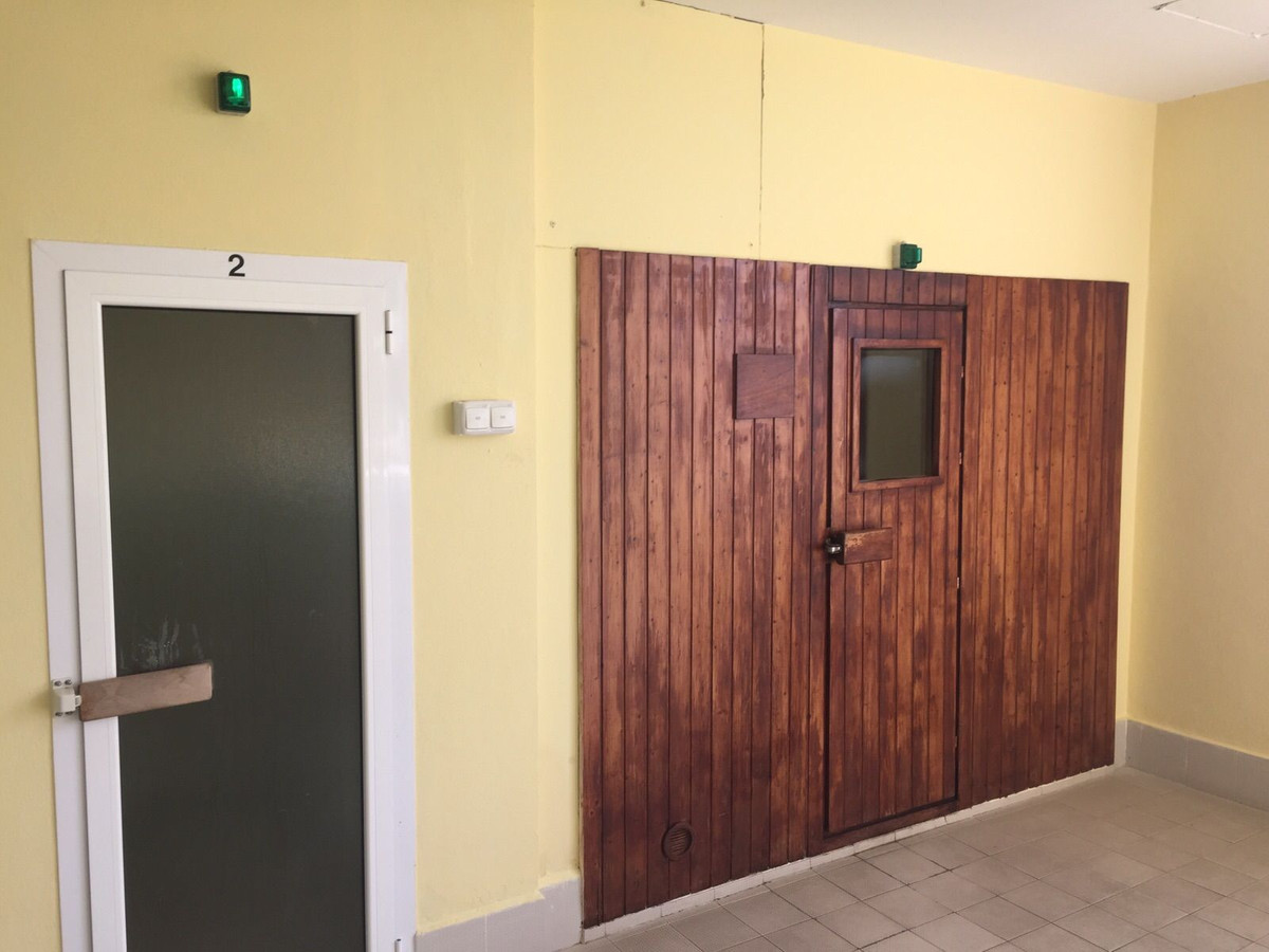 07403a7b6a0f441c763a2baefb1924ff - 33