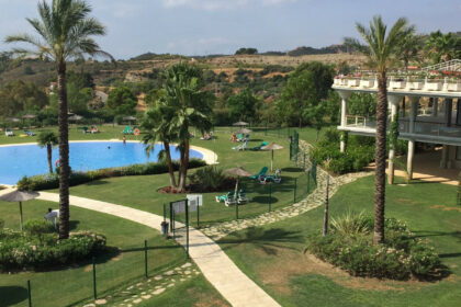 07403a7b6a0f441c763a2baefb1924ff - 38